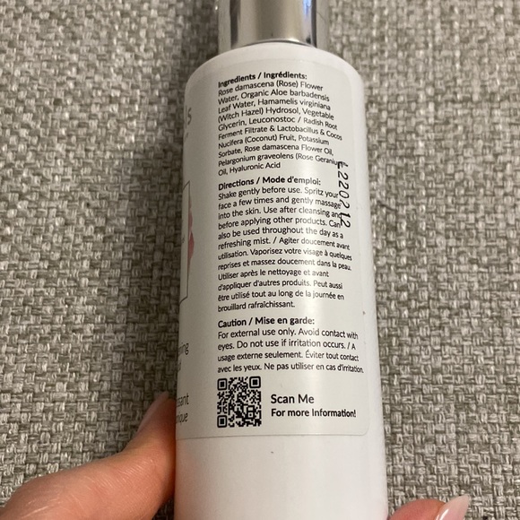 Scentuals rose facial mist. Brand new. - Picture 2 of 3